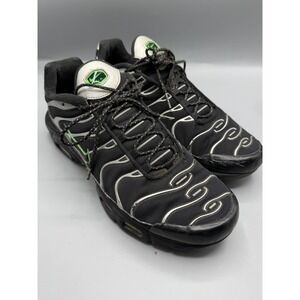 Nike Air Max Plus TN SE Mens Black Green Silver Athletic Sneakers Size